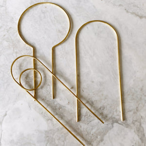 Ivy Muse Mini Brass Plant Stake